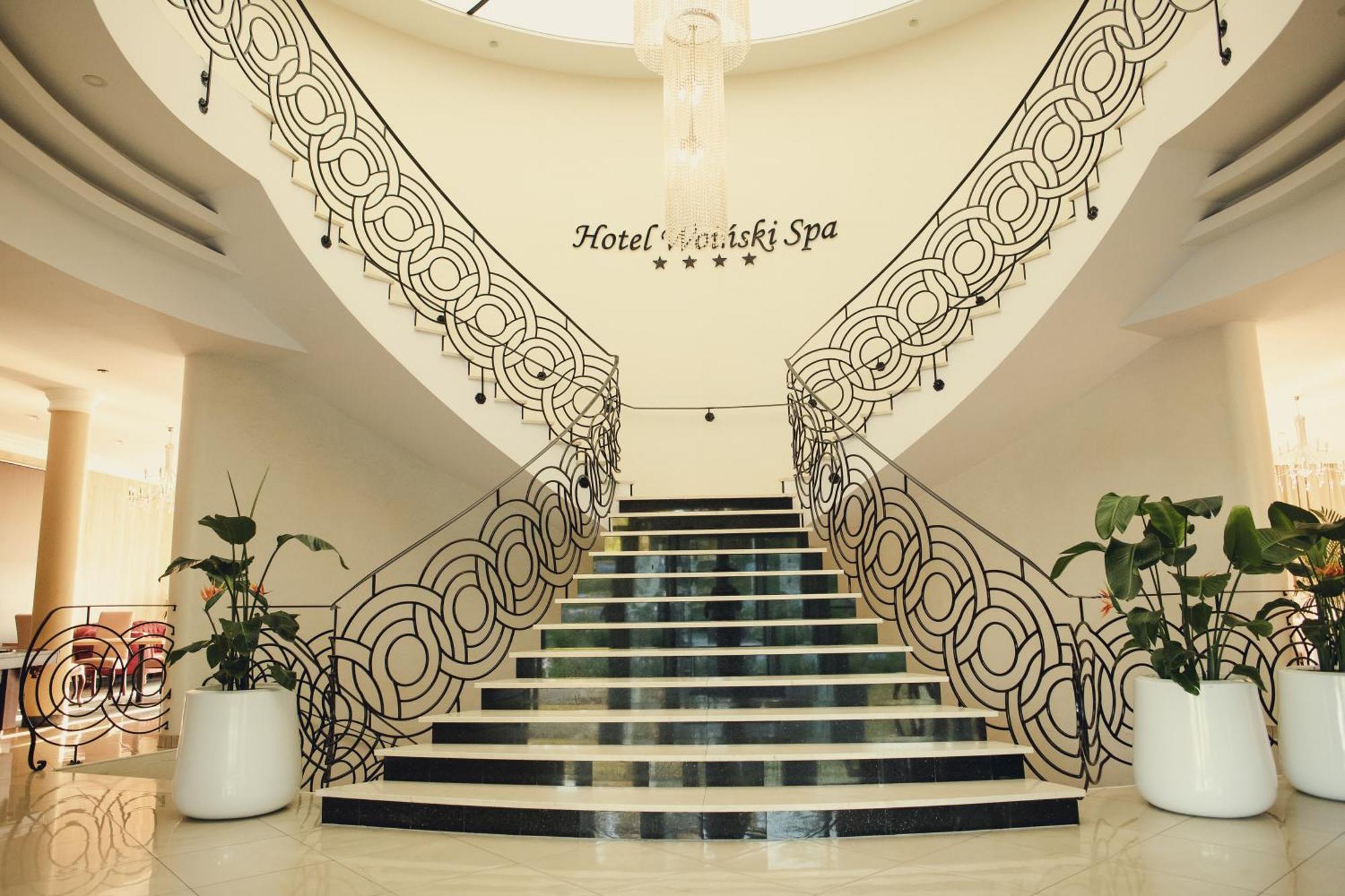 Hotel Woinski Spa ลุบเนียวิตแซ ภายนอก รูปภาพ
