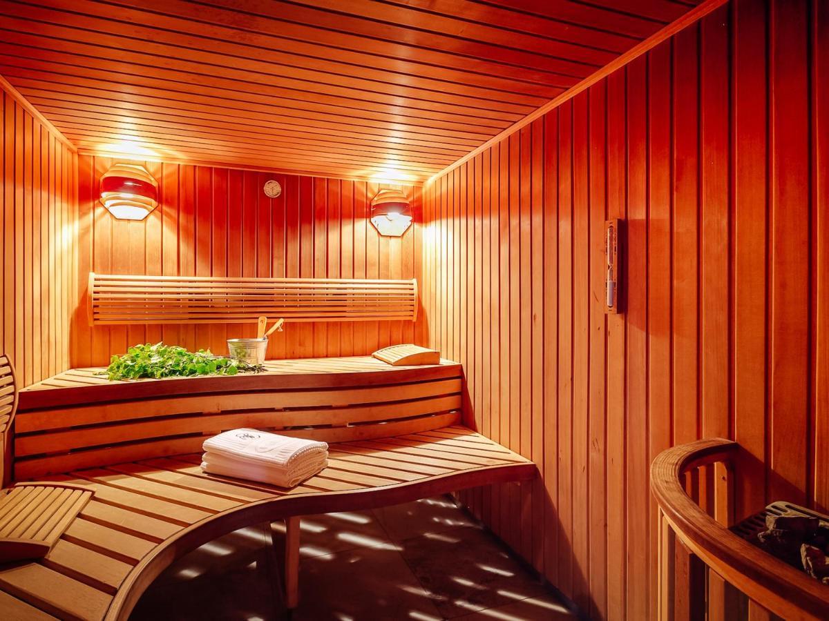 Hotel Woinski Spa ลุบเนียวิตแซ ภายนอก รูปภาพ